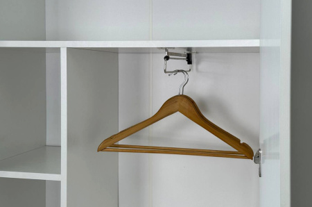 Шкаф двухдверный Хюгге белое дерево/дуб крафт золотой/белый матовый