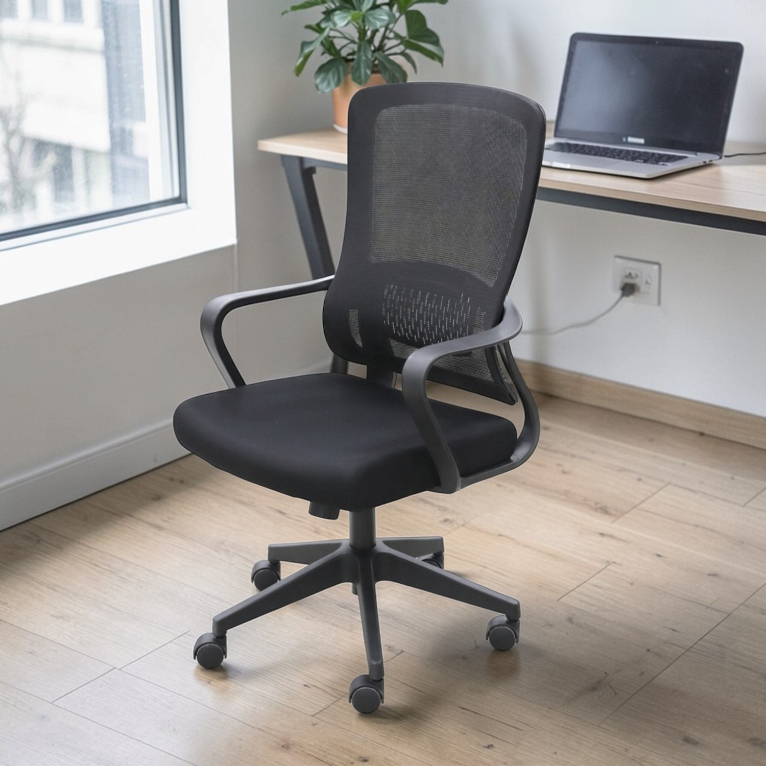 Кресло офисное OM658B поролон+сетка, черный 